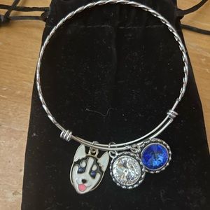 UCONN SILVER BRACELET WITH CHARMS NEW